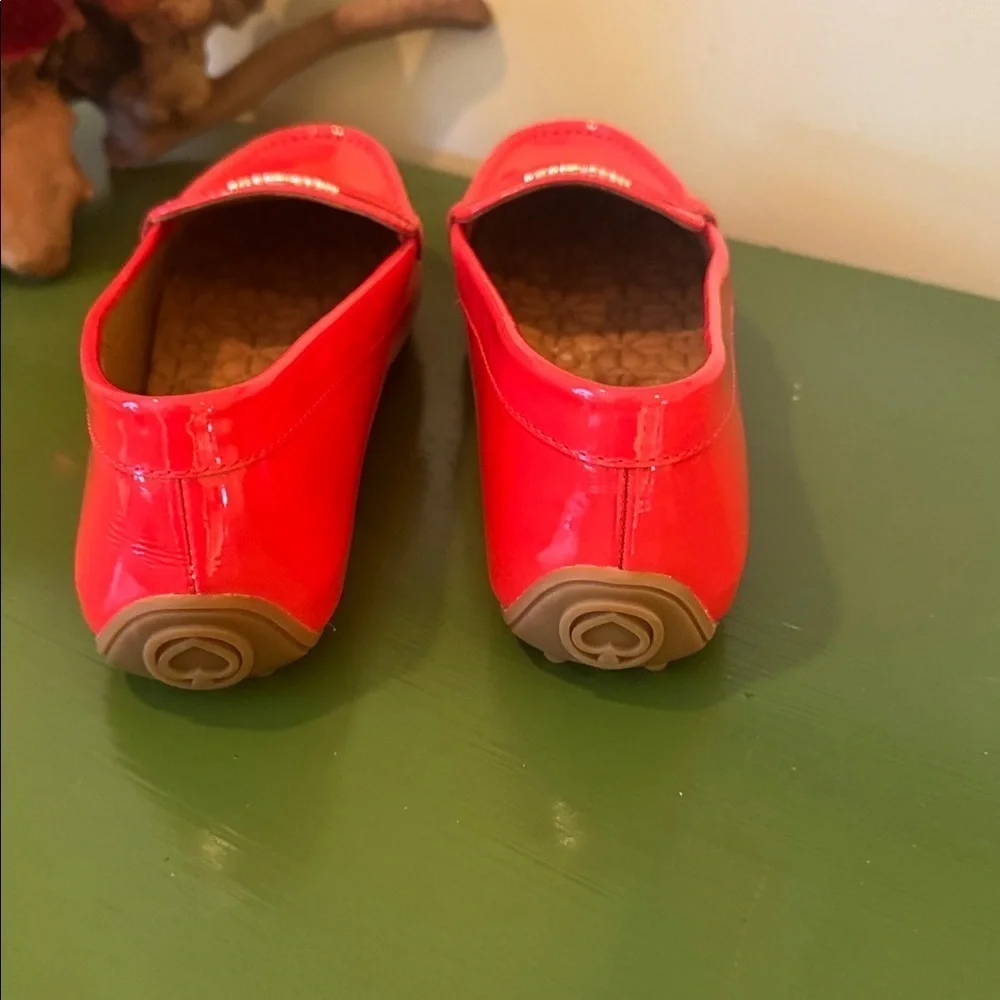 Kate Spade ♠️ New York NWOT coral deck loafers